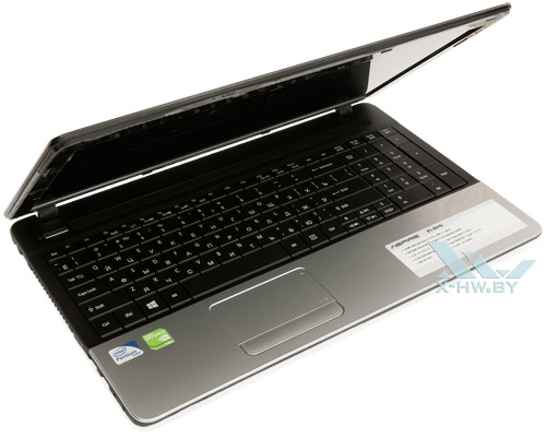 Приоткрытый Acer Aspire E1-531G