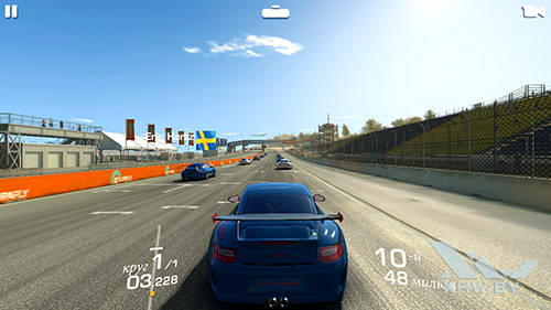 Игра Real Racing 3 на Samsung Galaxy A3 (2017)