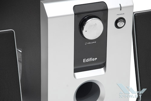    Edifier R303