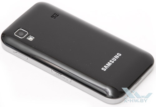 Samsung Galaxy Ace. Вид сзади