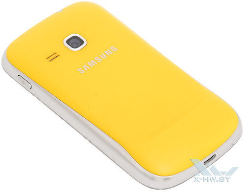 Samsung Galaxy Mini 2. Вид сзади