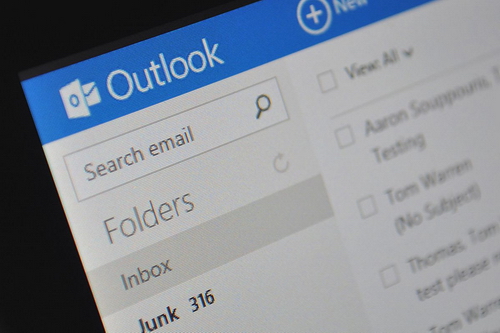 Microsoft    Outlook Premium   Office 365 