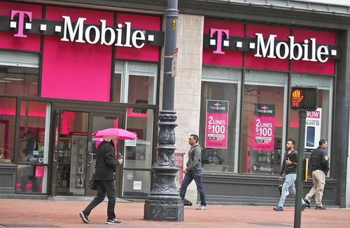 T-Mobile      5G  2020  